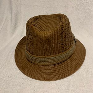 Summer Woven Hat/Fedora •very good used condition